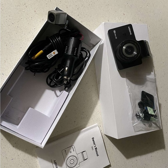 4k dual dash camera - Picture 2 of 2